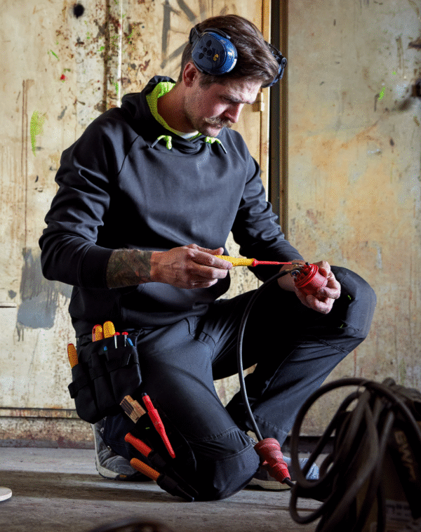 FRISTADS Flex Craftsman Szakiparos Sztreccs Derekas Nadrág 2801 GHST, Fekete Szín - Lengőzsebbel Kiegészíthető! - Image 8